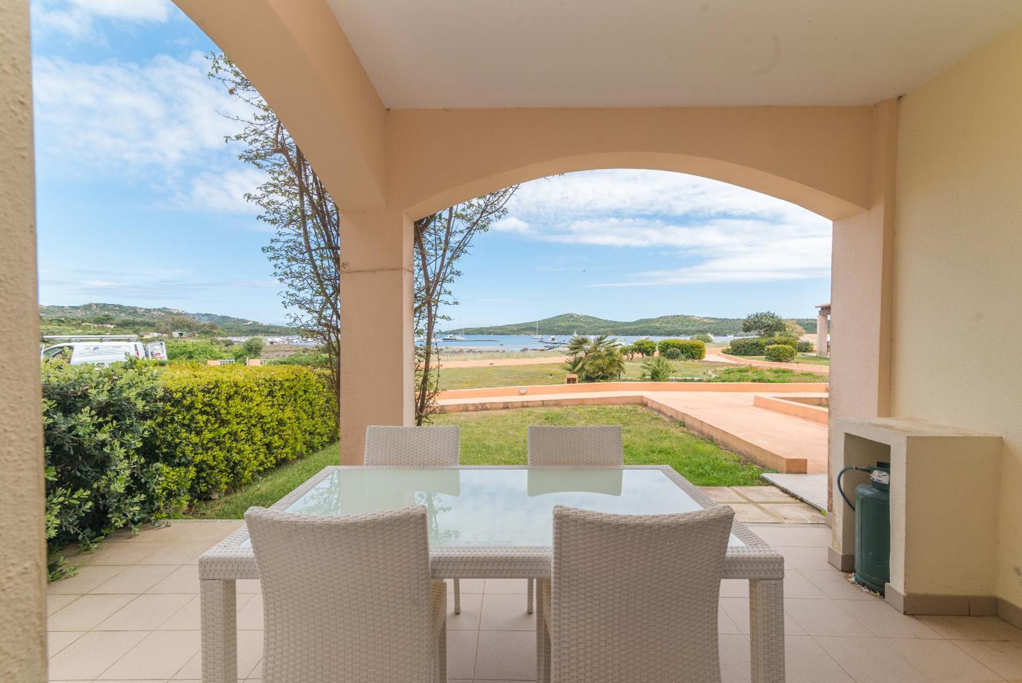 I Mirti Di Porto Pozzo Διαμέρισμα Santa Teresa Gallura Εξωτερικό φωτογραφία