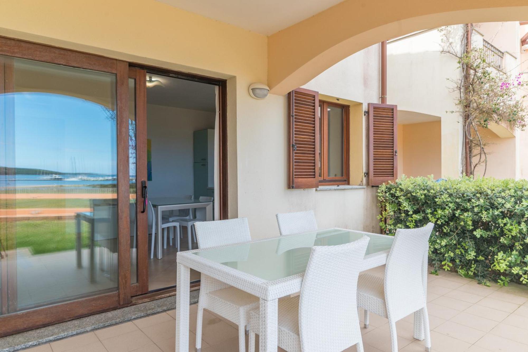 I Mirti Di Porto Pozzo Διαμέρισμα Santa Teresa Gallura Εξωτερικό φωτογραφία
